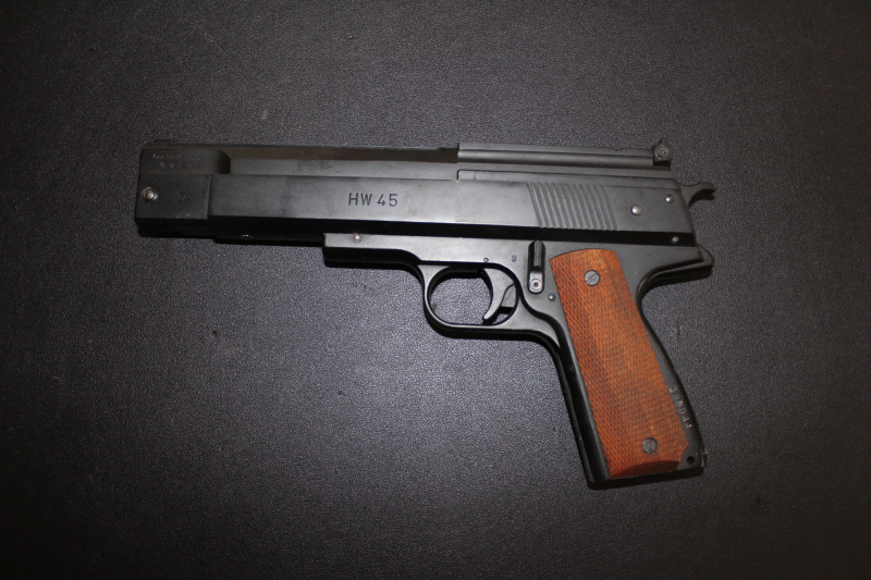 Weihrauch Lufpistole HW45 – Bild 2