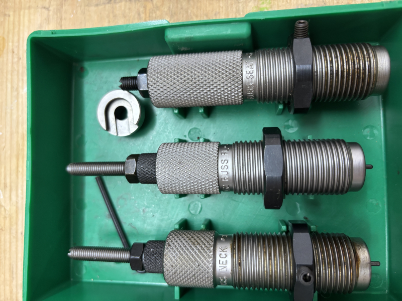 RCBS 3-teiliger Matrizensatz 7,62x54R + Hülsenhalter – stampa 2