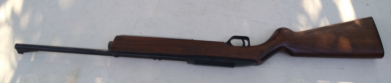 Crosman 1077 mit Holzschaft und UIT-Schiene – Bild 2