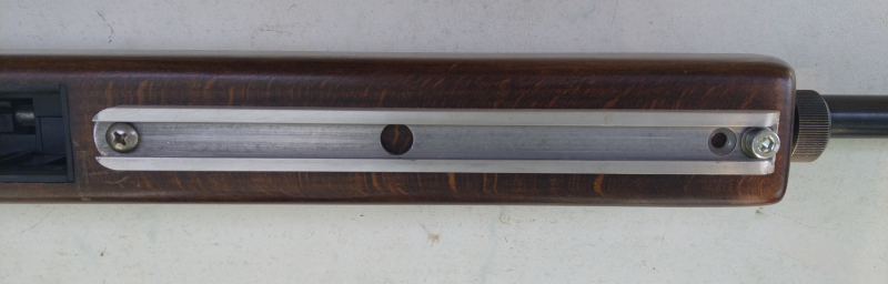 Crosman 1077 mit Holzschaft und UIT-Schiene – Bild 5