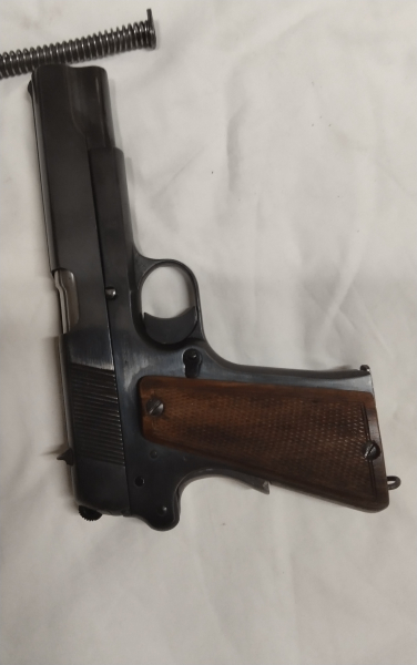 Pistole Radom Vis35 – kuva 2