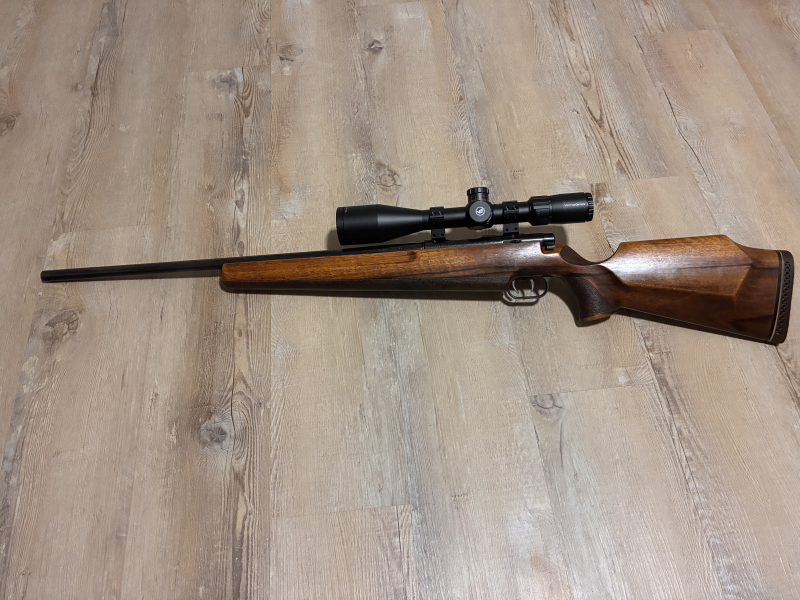 Anschütz Modell 1432 .22 Hornet mit Vector Optics Everest 3-18x50 – Bild 2
