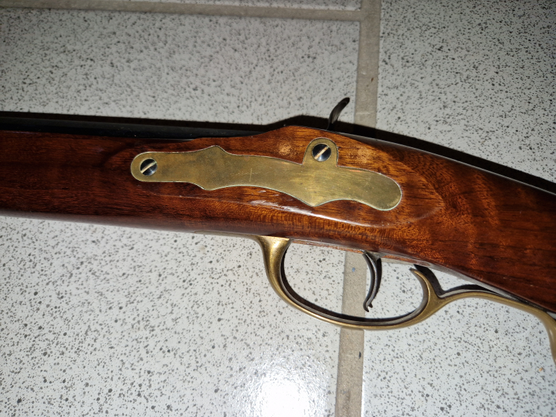 Vorderladergewehr, Perkussion, Kentucky Rifle Cal. 45, "Kentackian" Made in Italy, ca. 130 cm – billede 4