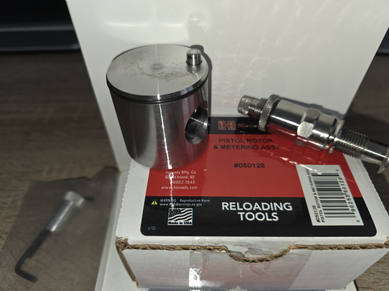 Hornady Lock-N-Load Powder Measure Pulverfüllgerät mit viel Zubehör – immagine 3