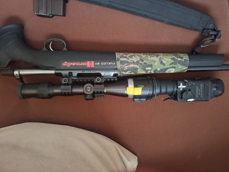 CZ Ranger 557 + Nitehog Chameleon – Bild 3