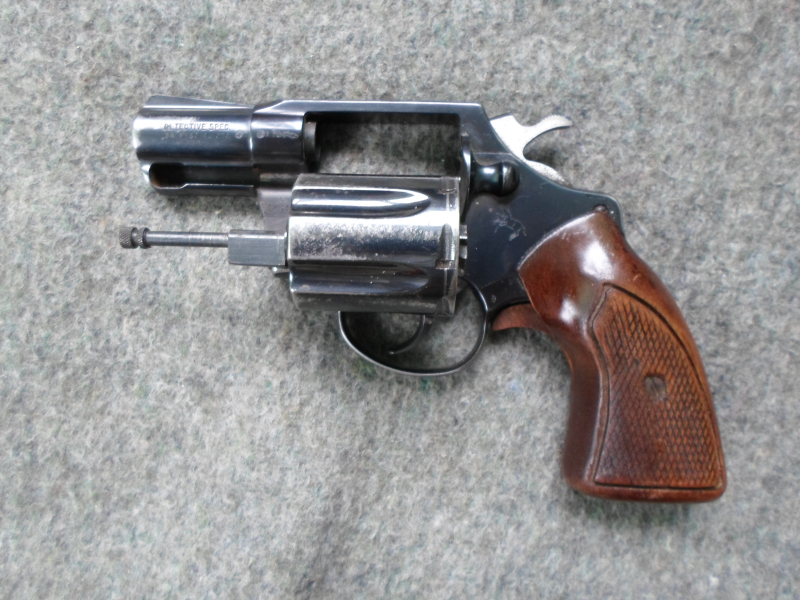 Colt Detective Special, .38 Spezial, von 1976 – Bild 3