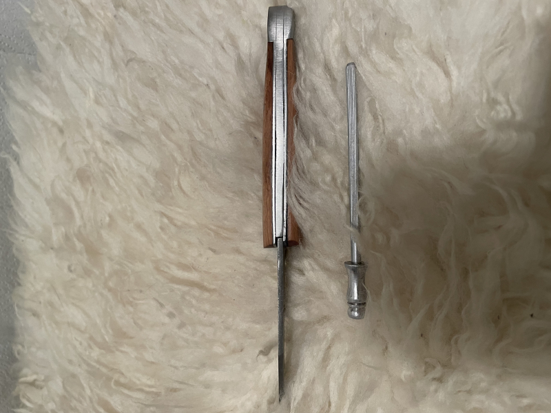Damast Taschenmesser mit Schärfstab – 6. kép