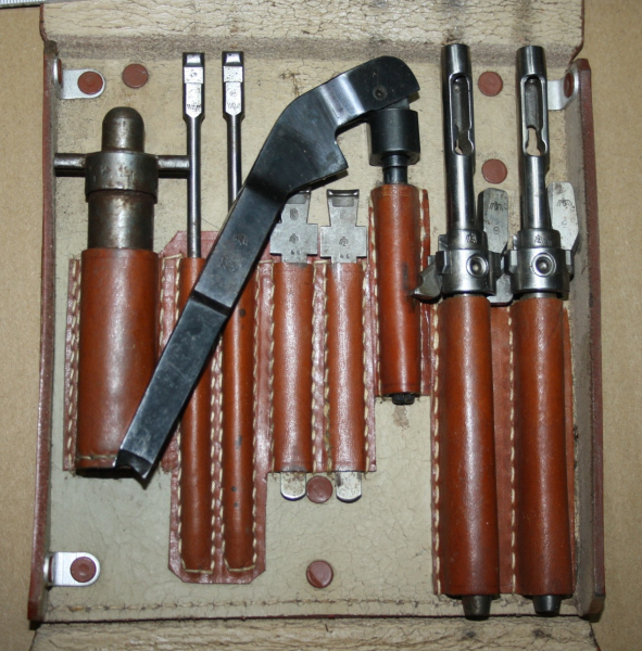 orig. Wehrmacht/Luftwaffe WK2 MG15 Zubehör-Tasche mit kpl. Inhalt -SELTENE CHANCE- – Bild 1