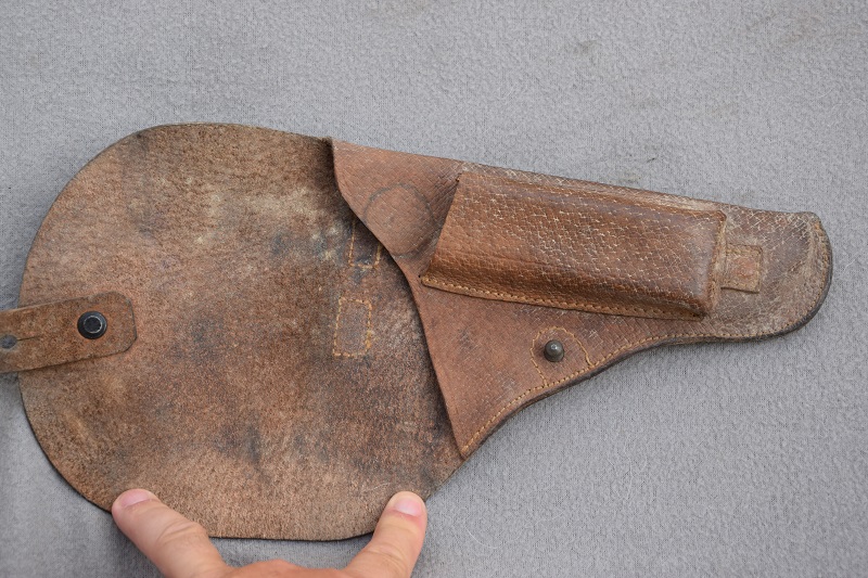 alte Pistolentasche für großkalibrige Pistole – Bild 2