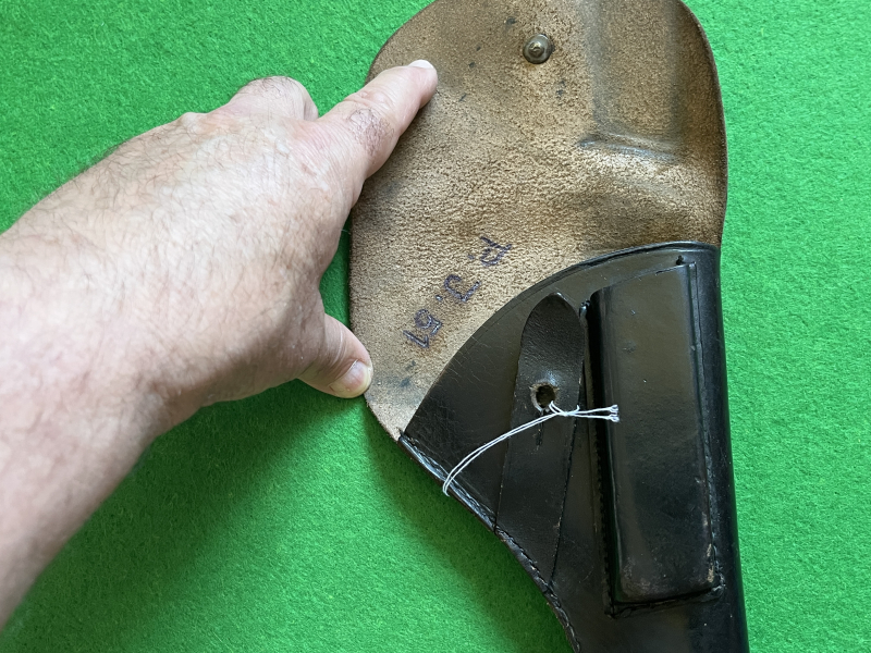 Unbekannte Pistolentasche WK2 – Bild 3