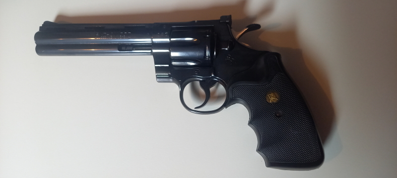 Colt Python .357 Magnum – stampa 2