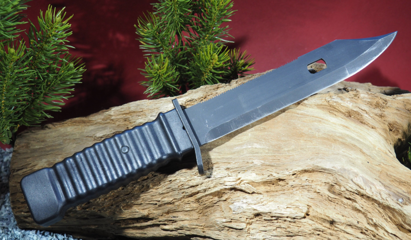 Sammlerstück ! Kampfmesser Nato / Bundeswehr KCB-77 L-CS von Eickhorn-Solingen, TOP ! – Bild 2