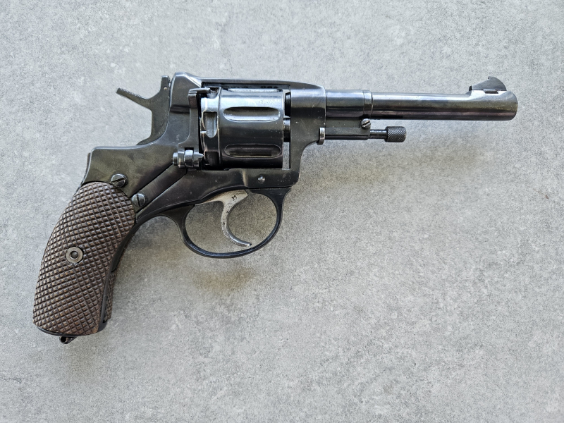 Revolver Izhmash Nagant M1895 im Kaliber 7,62 mm Nagant – billede 2