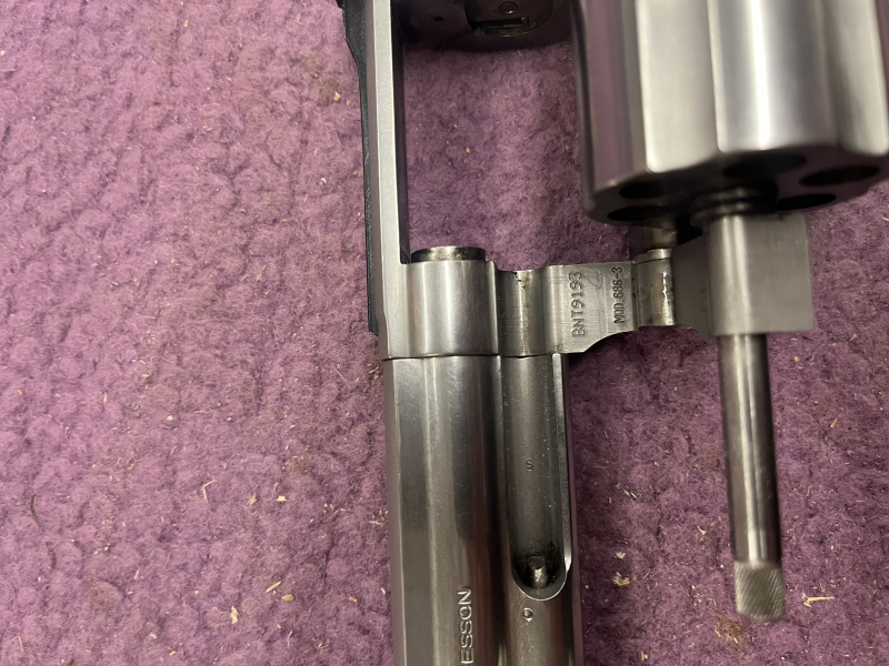 Smith and Wesson S&W 686 357 Revolver – attēls 4