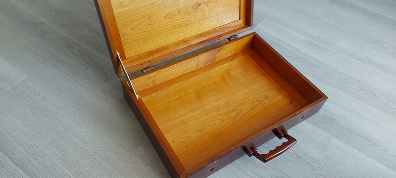 Sehr schöne Kasten für Vorderlader Pistolen (Holz) – Bild 4