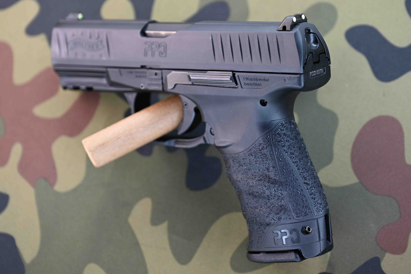 Halbautomatische Pistole Sportpistole Walther PPQ Kaliber 9mm Luger im Koffer mit Zubehör TipTop! – Bild 2