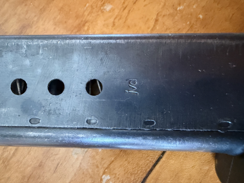Magazin für Pistole Walther P38 original WK2 JVD gestempelt – Bild 2