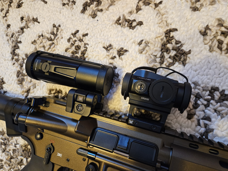 Vortex Sparc Solar Red Dot + Micro6x Magnifier – imagen 2