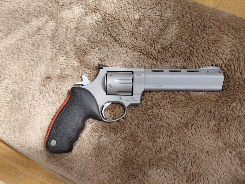 Raging Bull Cal.44 Magnum – Bild 4