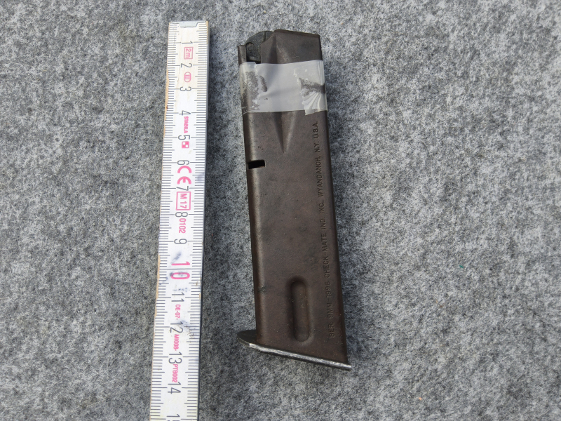 Magazin cal.9mm – Bild 2