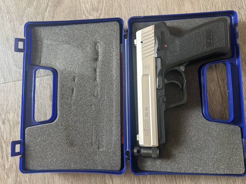 Röhm rg96 vernickelt – 2. kép