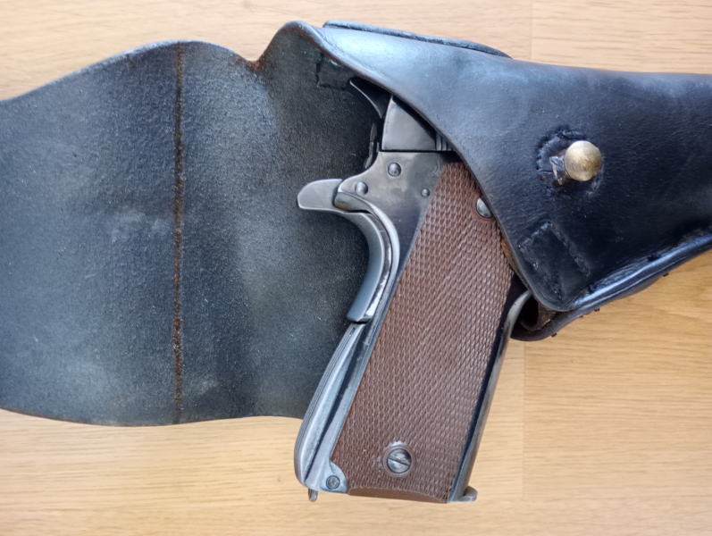 US Military Police Set – Colt M1911A1 - Vietnam – Bild 3