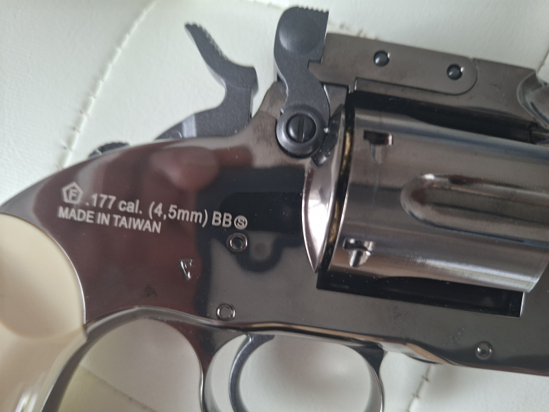 Schofield Co2 Revolver neu cal 4,5 mm BB – immagine 2