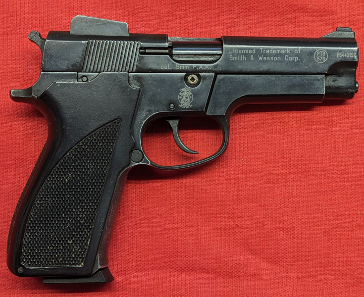 S&W Mod 5904 – slika 2