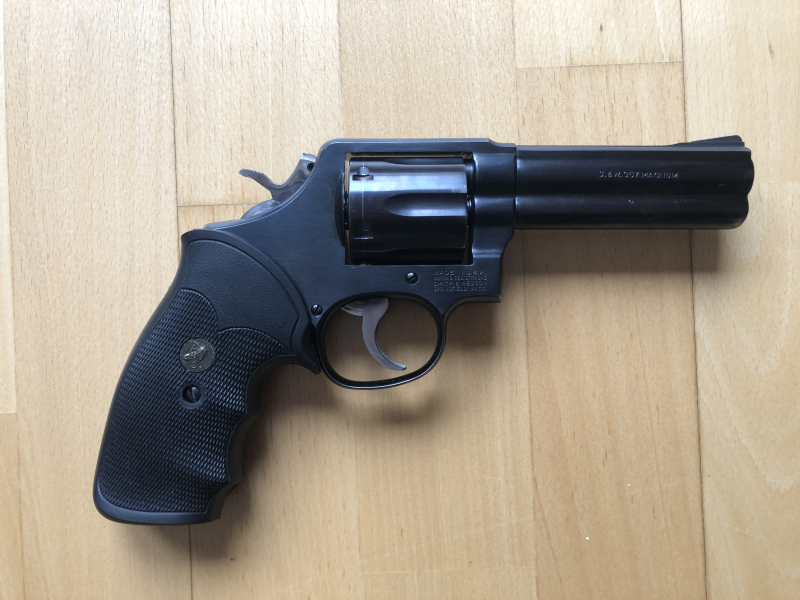 Smith & Wesson M581 - 357 Magnum – slika 2