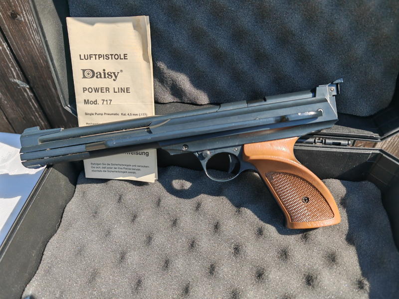 Konvolut 3x Luftpistole: Daisy Powerline 717 + Webley Typhoon + Gamo Center – Bild 2