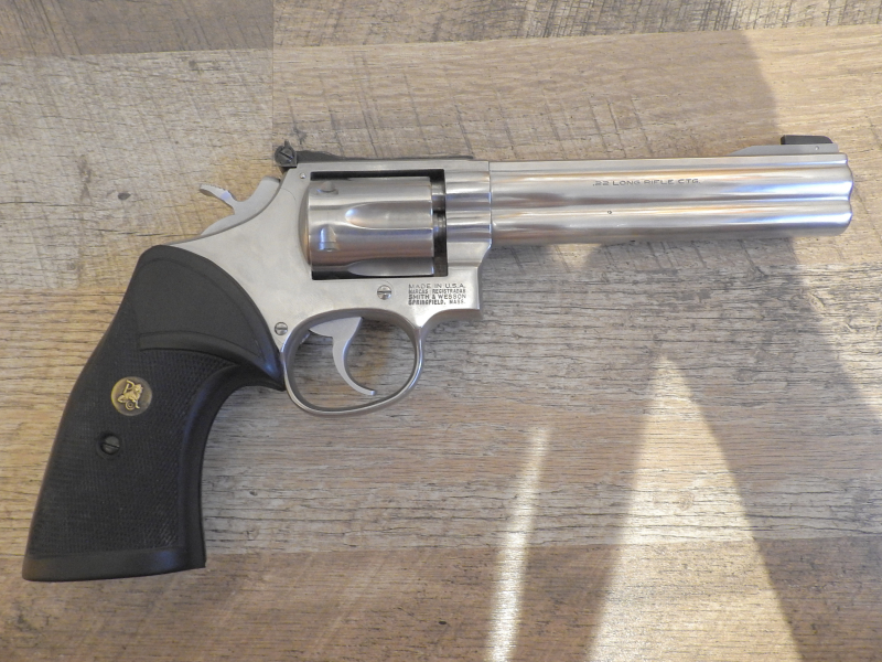 Revolver Smith & Wesson Model 617 Kal. .22lr. – 2. kép