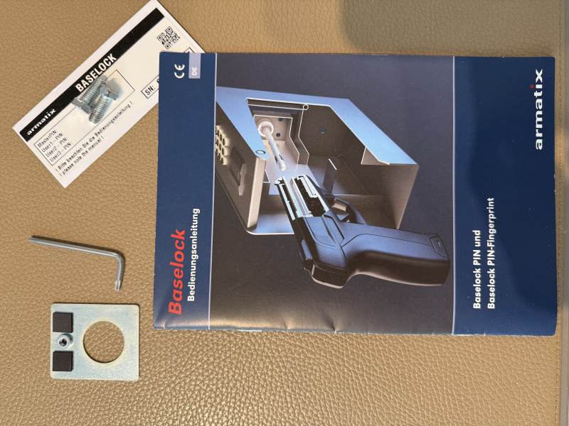 Armatix Waffentresor Baselock zugelassen Sicherheitsstufe 0 Kurzwaffe + Magazin .45ACP Waffenhalter – Bild 6