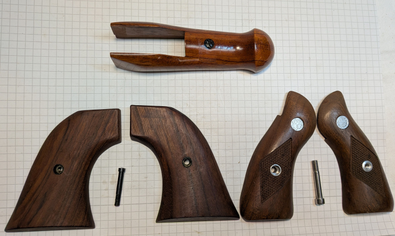 Diverse Revolvergriffschalen – billede 1