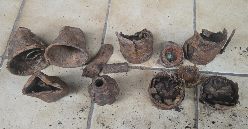 Lot Handgranaten teile, F1, RG42, RPG43, Stielhandgranaten KuK – Bild 2