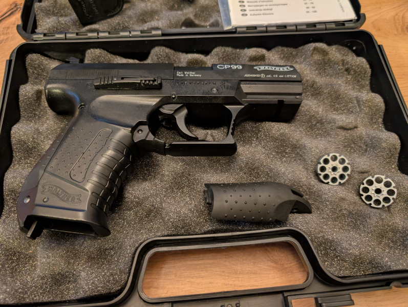 Walther CP 99 black mit 2 Trommelmagazine – Bild 1