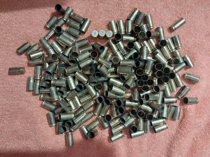 ca. 209 Stk. Hülsen .40 S&W, mix S&B, Magtech, Blazer u.a. – Bild 1