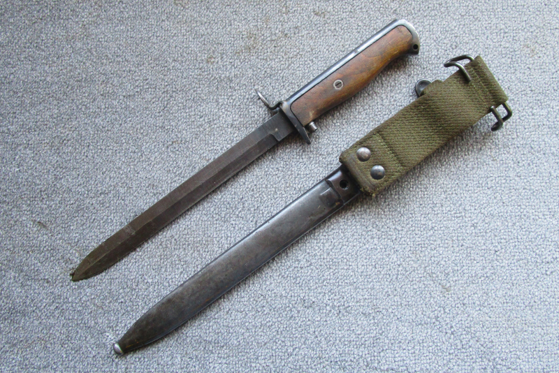 Norwegisches Krag Jörgensen Bajonett Seitengewehr M.1894 Wehrmacht Kongsberg mit Koppelschuh defekt – Bild 2