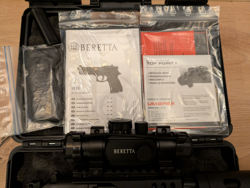Beretta M 92 FS XX-TREME - zusätzlich mit Holzgriffschalen erc. – Bild 5