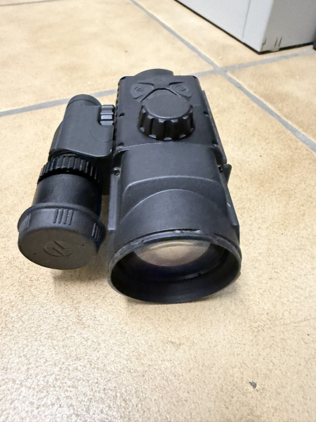 Pulsar FN155 Nachtsichtgerät mit Rusan Adapter – imagem 5