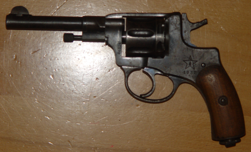 Russischer Nagant-Revolver – slika 3