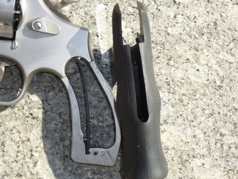 Hogue Gummigriff für S&W Revolver mit K- oder L-Rahmen Round Butt – Bild 3