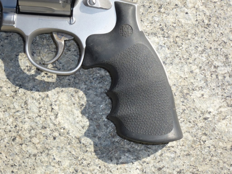 Hogue Gummigriff für S&W Revolver mit K- oder L-Rahmen Round Butt – Bild 1