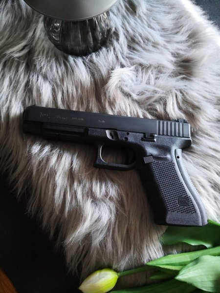 Glock 34 Gen. 4 (9mm Luger) – Top-Zustand, Bj. 2020, max. 500 Schuss! Neuwertig! – Bild 3