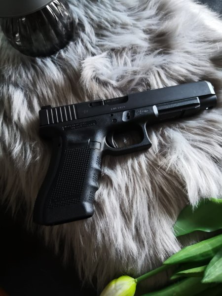 Glock 34 Gen. 4 (9mm Luger) – Top-Zustand, Bj. 2020, max. 500 Schuss! Neuwertig! – Bild 2