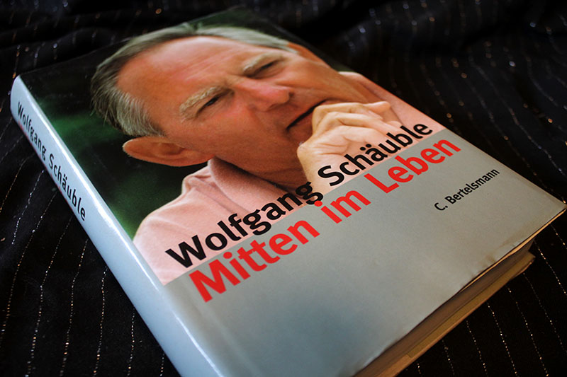 Mitten im Leben - Wolfgang Schäuble – снимка 1