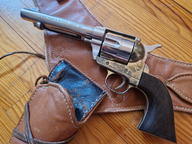 Westerngürtel, Leder Holster, Cowboy Gürtel inklusive Colt Single Action Army .45 Replika, COLT SAA – Bild 3