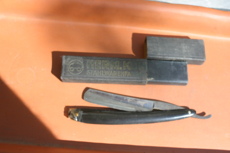 Altes Rasiermesser von Herm. Konesjung Solingen – Bild 1