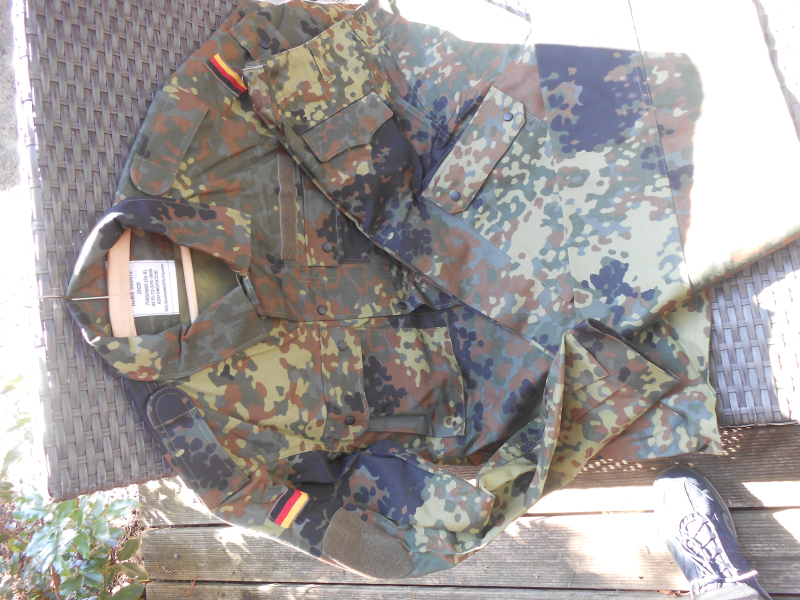 Feldbluse und Hose Flecktarn BW – imagen 1