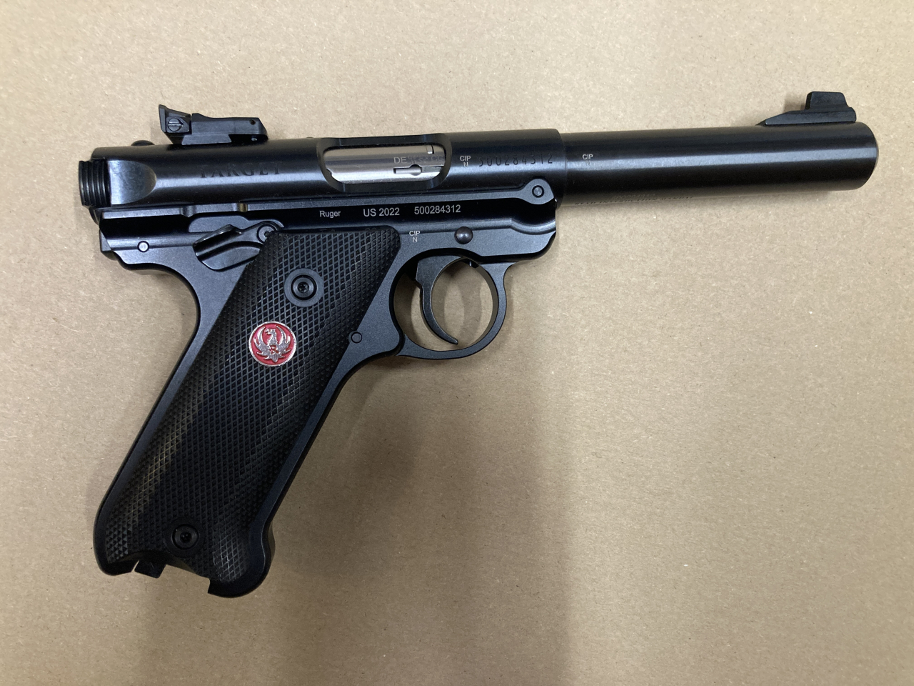 Ruger Mark IV Target 5,5" .22lr brüniert inkl. Zubehör – Bild 2