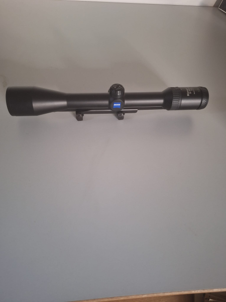 Zeiss Diavari VM 5-15x42 T* inkl. Blasersattelmontage – Bild 1